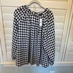 Black and White Houndstooth Blouse